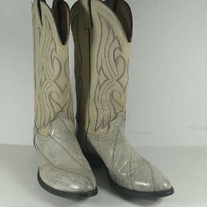 Laredo Two-Tone Cream and Silver Western Cowboy Boots